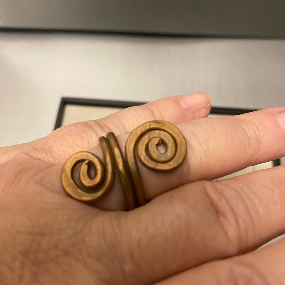 Four Women’s Rings - Picture 13 of 16